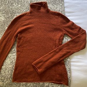 Aritzia Wilfred Darling Sweater